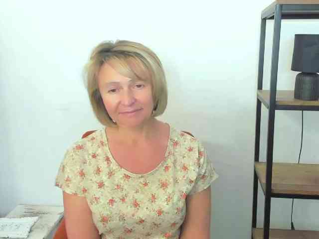 MarieneMature webcam