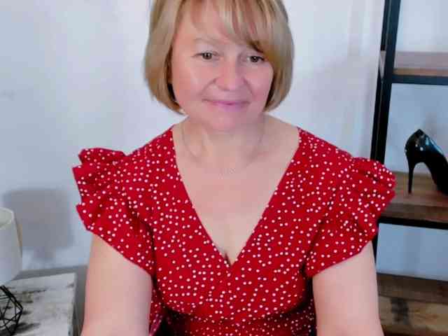 MarieneMature webcam