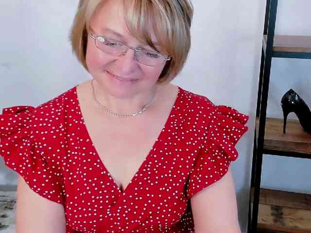 MarieneMature webcam