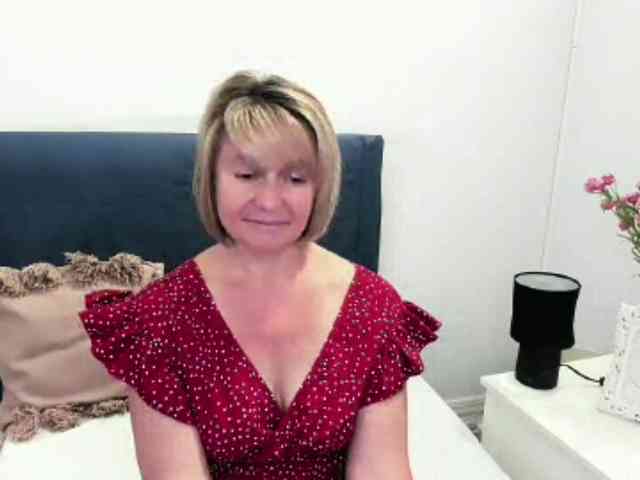MarieneMature MarieneMature