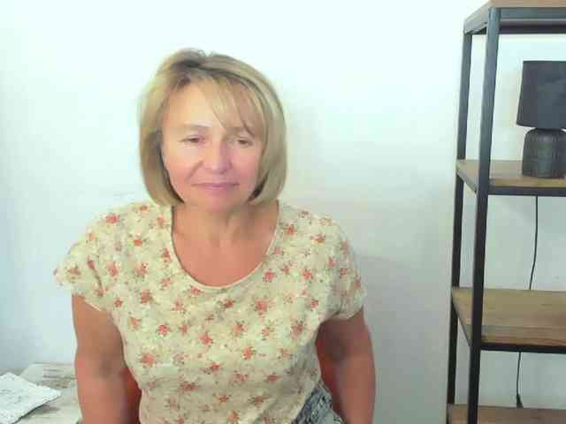 MarieneMature webcam