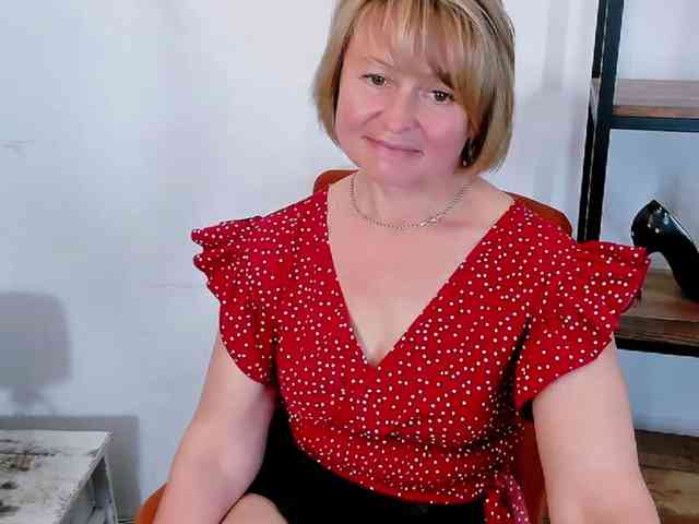 MarieneMature webcam