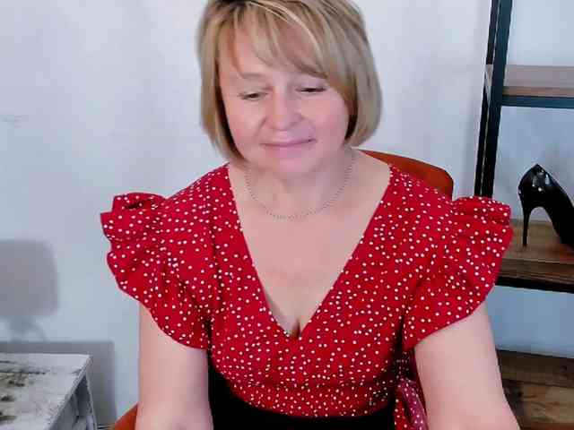 MarieneMature webcam