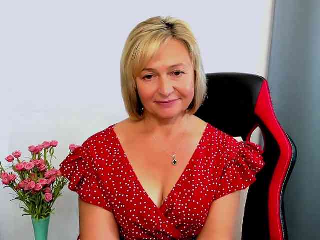 Model: MarieneMature