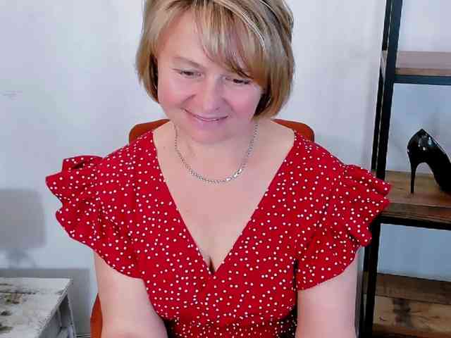 MarieneMature webcam