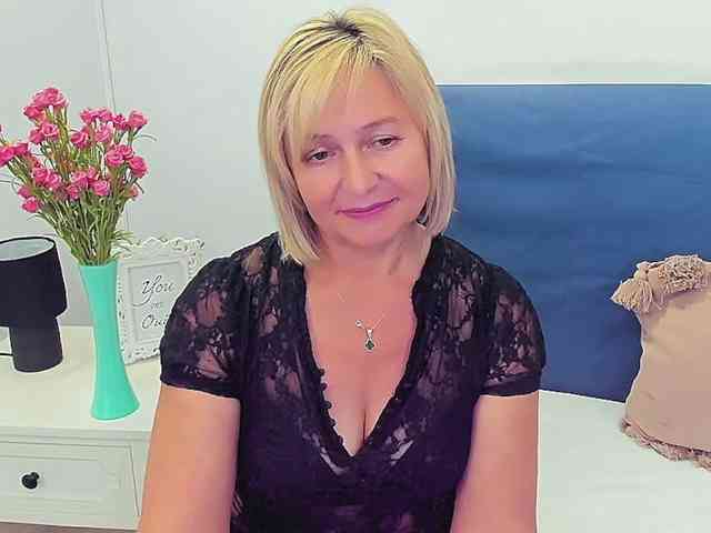 MarieneMature MarieneMature