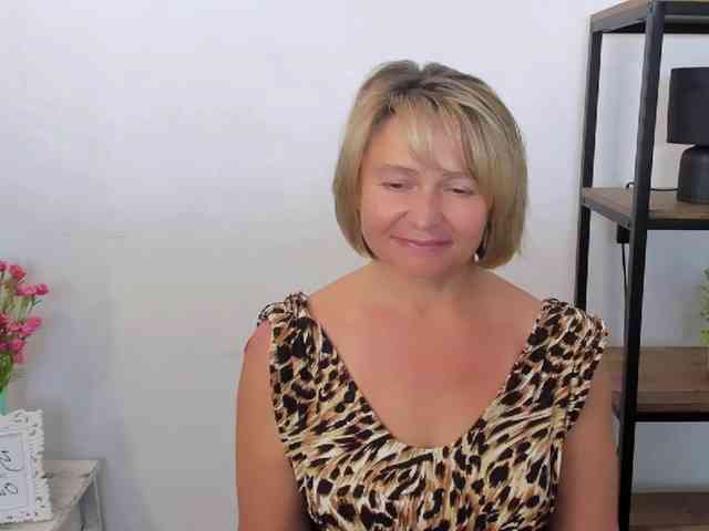 MarieneMature webcam