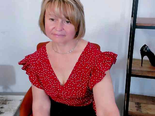 MarieneMature webcam