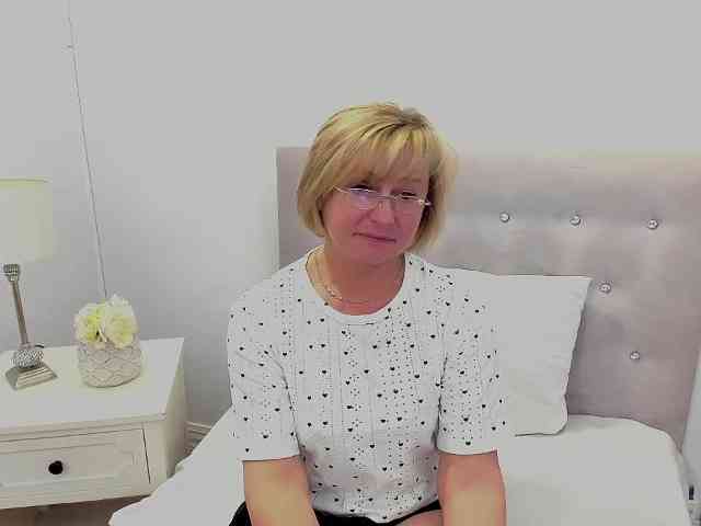 MarieneMature webcam