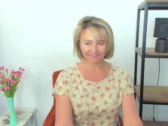 MarieneMature Sex Cam Show