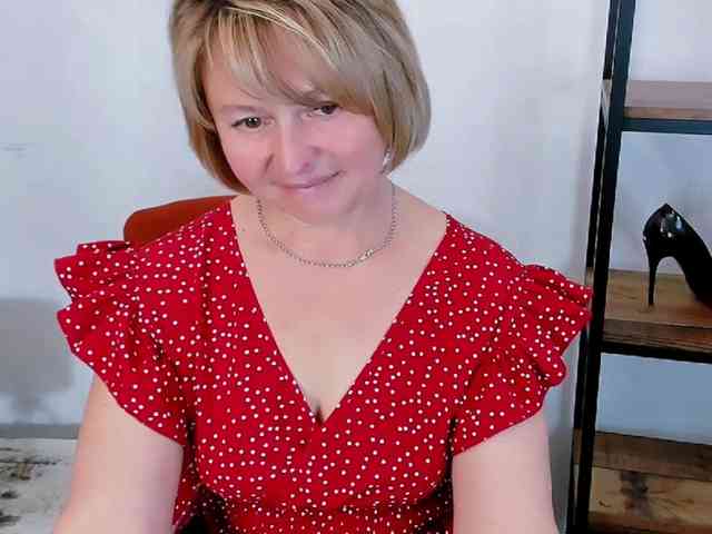 MarieneMature webcam