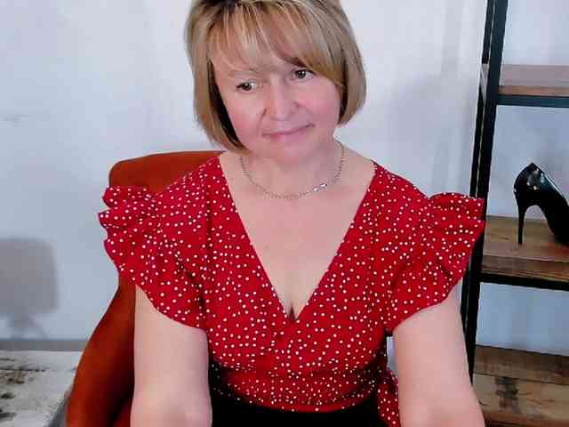 MarieneMature webcam