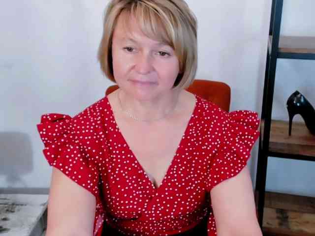 MarieneMature webcam