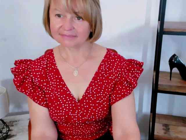 MarieneMature webcam