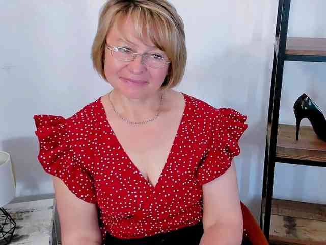 MarieneMature webcam