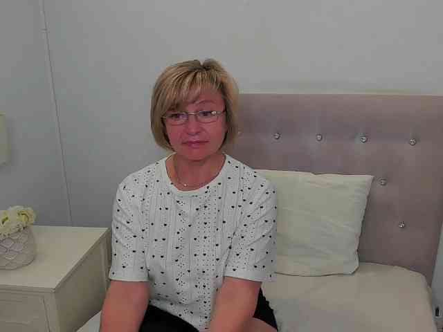 MarieneMature webcam