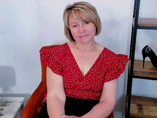 MarieneMature webcam