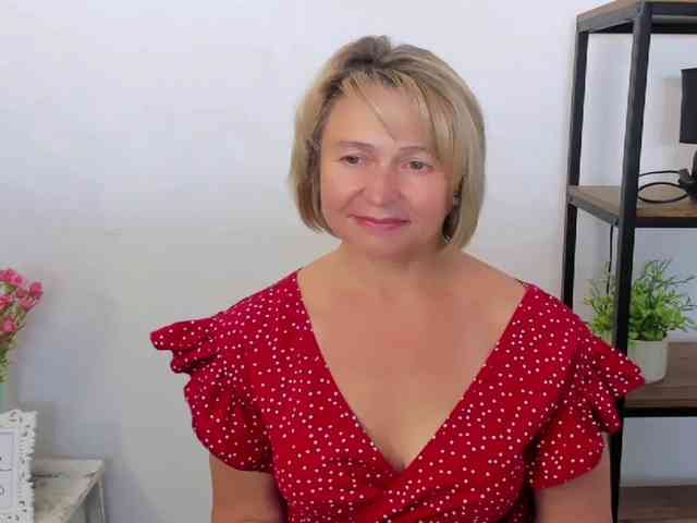 MarieneMature webcam