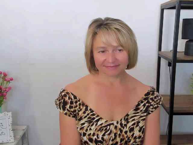 MarieneMature webcam