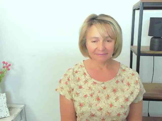 MarieneMature webcam