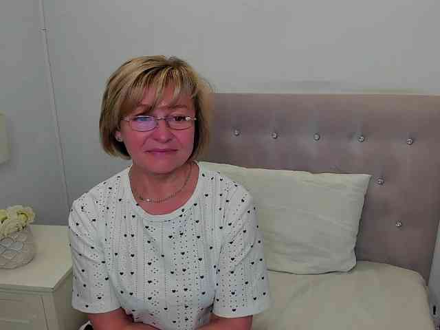MarieneMature webcam