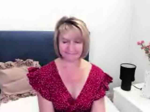 MarieneMature Sex Cam Show