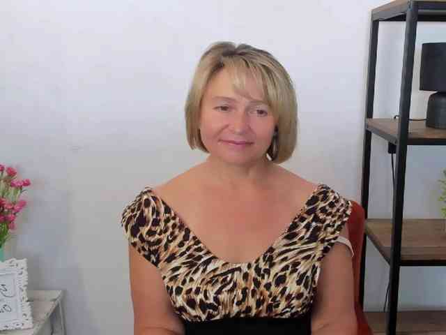 MarieneMature webcam