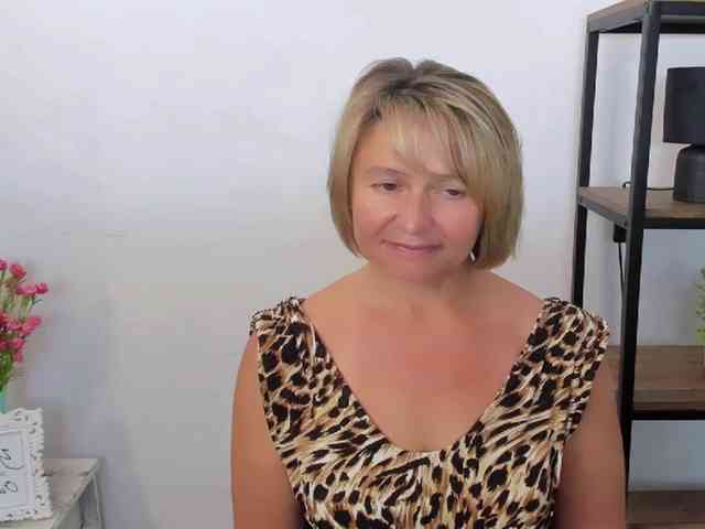 MarieneMature webcam