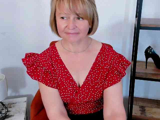 MarieneMature webcam
