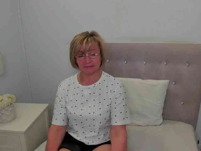 MarieneMature webcam