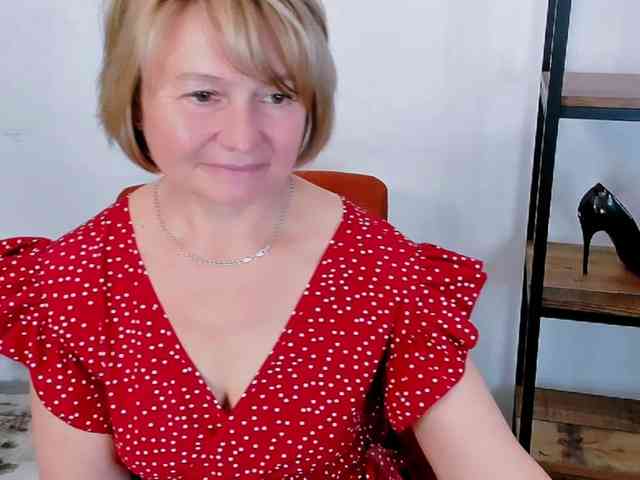 MarieneMature webcam