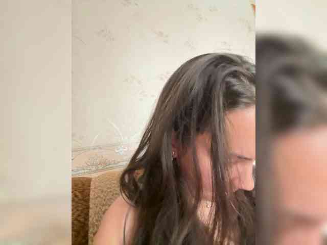 -SsssTERLyyaaDb- webcam