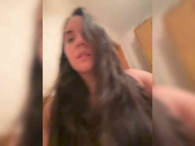 -SsssTERLyyaaDb- webcam