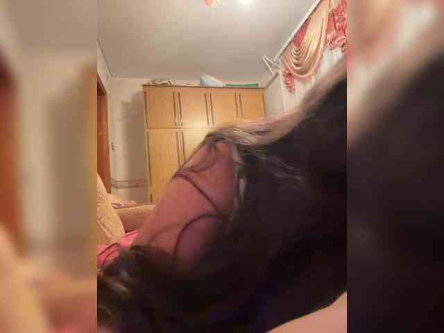 -SsssTERLyyaaDb- webcam