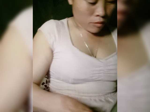 Maris94 live cam on BongaCams