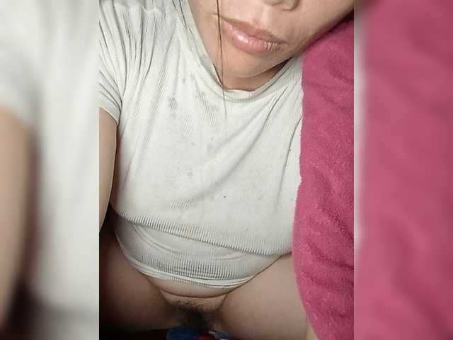 Maris94 live cam on BongaCams