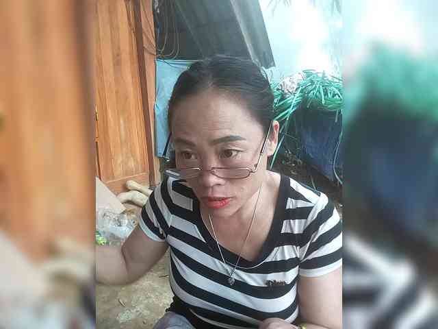 Maris94 Live Webcam on BongaCams
