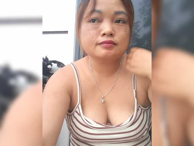 lyna2k live cam on BongaCams