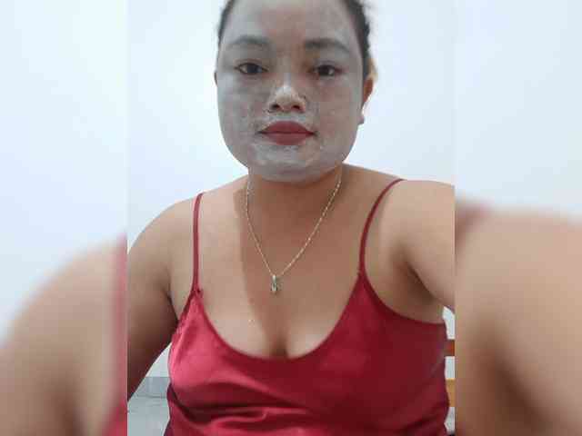 lyna2k webcam