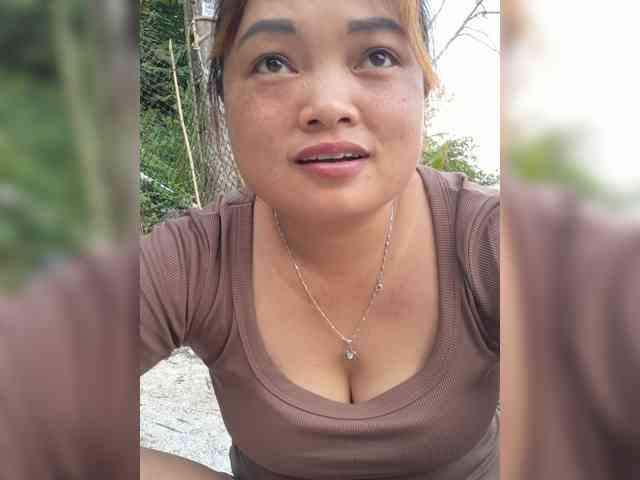 lyna2k webcam
