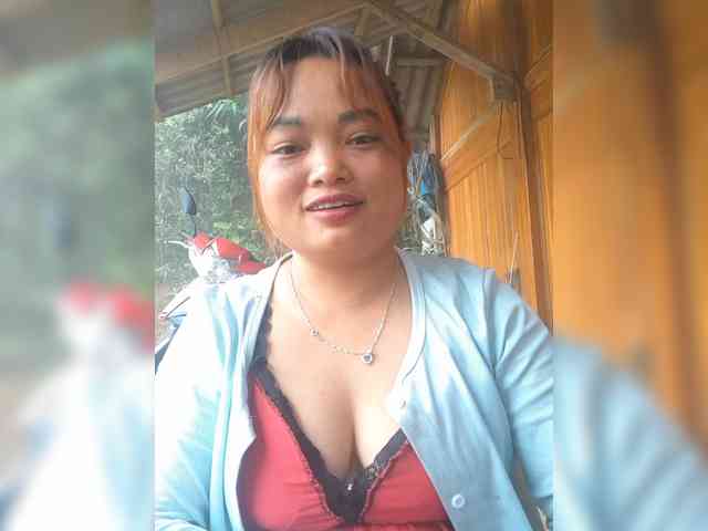 lyna2k Live Webcam on BongaCams