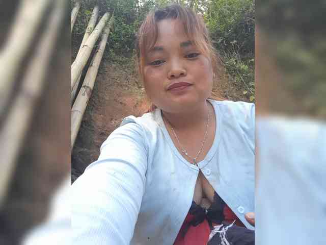 lyna2k Live Webcam on BongaCams