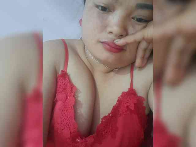 lyna2k webcam