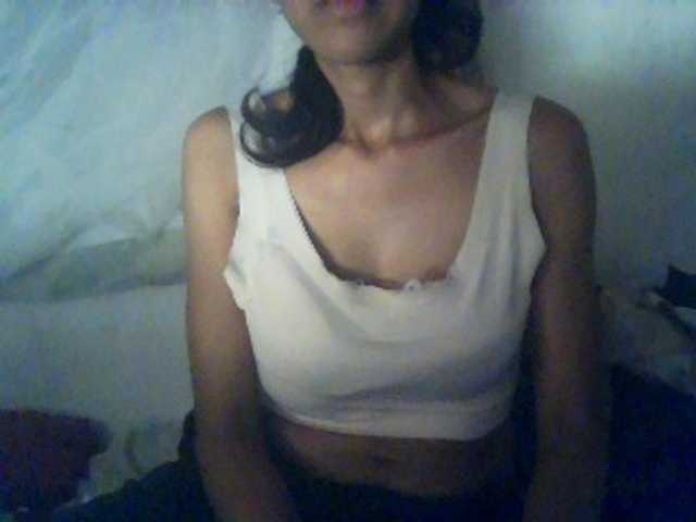 Floridafrenchy live cam on BongaCams