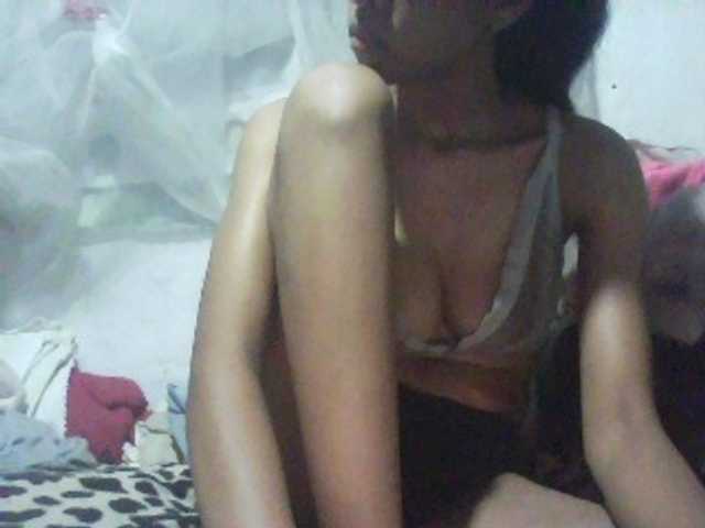 Floridafrenchy live cam on BongaCams