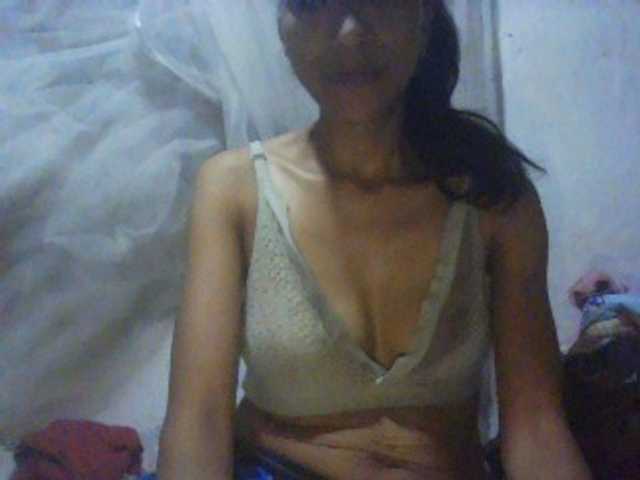 Floridafrenchy live cam on BongaCams