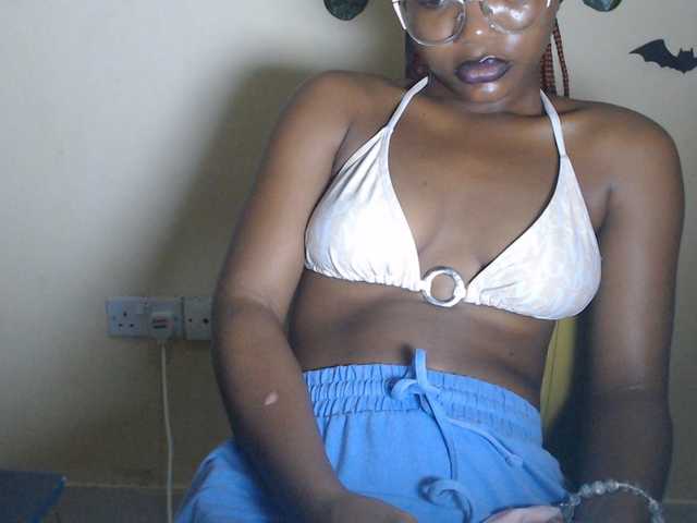Tuesday- live cam on BongaCams