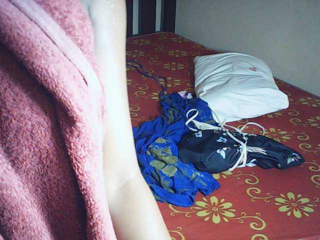 Tuesday- live cam on BongaCams