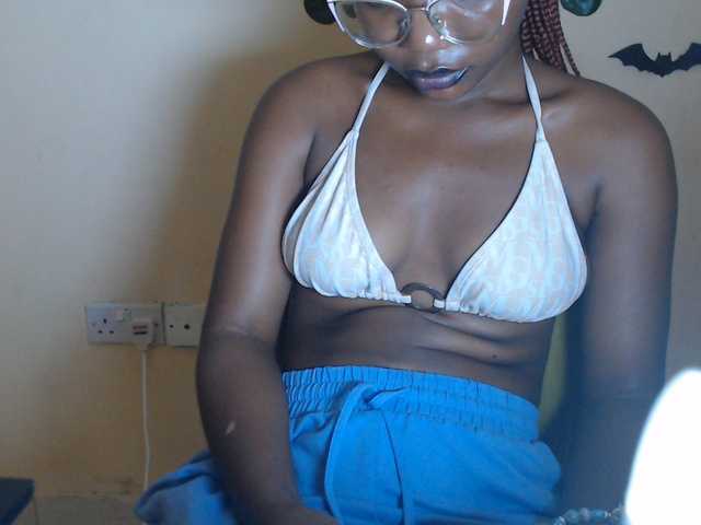 Tuesday- live cam on BongaCams