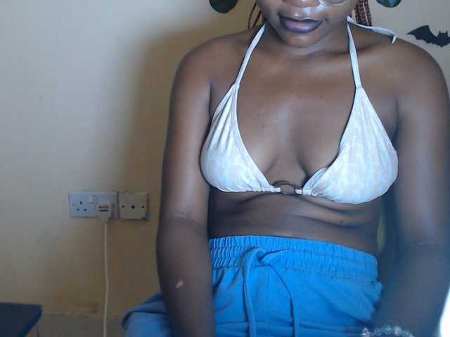 Tuesday- live cam on BongaCams